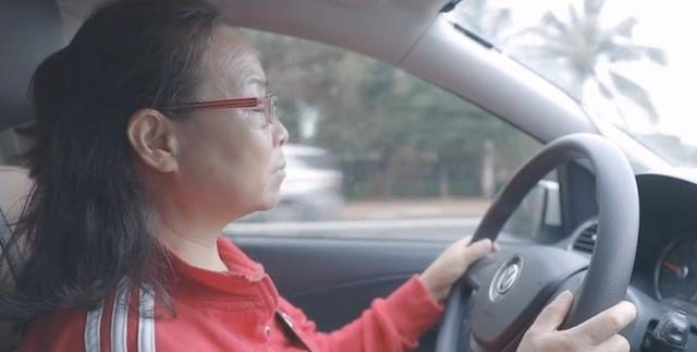 旅行|50岁阿姨自驾游：退休阿姨自驾“逃离”家庭，却被质疑不负责任？