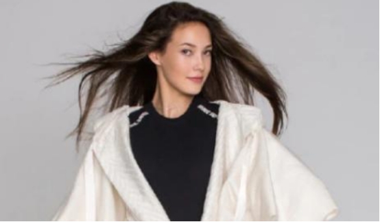 谷爱凌|奏国歌的时候谷爱凌跟着唱了，可以看到她的心之所向