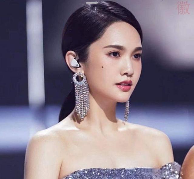 杨祐宁|李荣浩杨丞琳:我们分开300多天视频2次,也许相见不如怀念