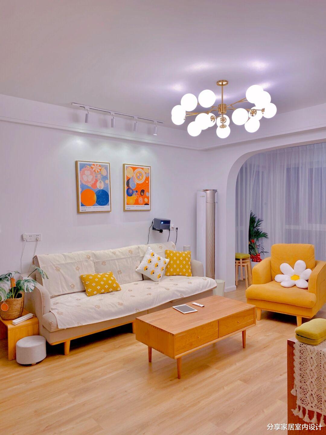 入住快半年的新房,东西越来越多,越来越充满生活气息,太喜欢了