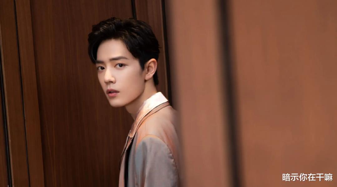 男神|这些男星表面是男神，一看身材全垮掉