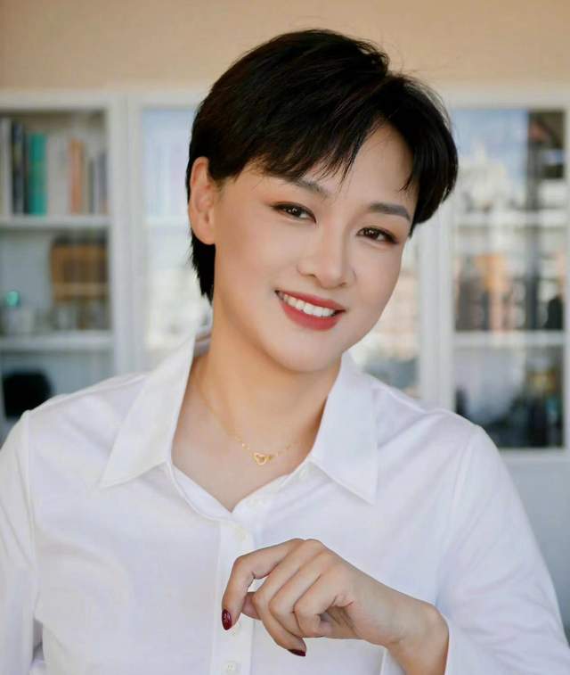 汪小菲|律师发文撑大S无辜遭陷害,前央视主持李小萌直指汪小菲有问题