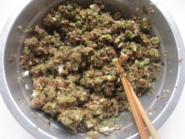 茄子这样做饺子最好吃，一吃就会爱上它