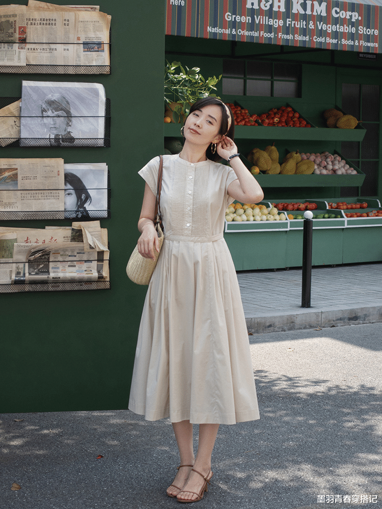 这是我见过优雅风穿得最美的小个子，简单大方不失气质，值得借鉴