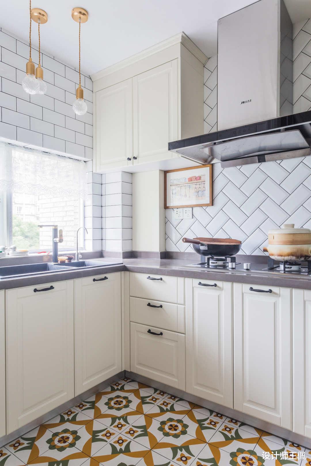 用中古家具装点生活,145平的家,不大不小,却让无数人羡慕!