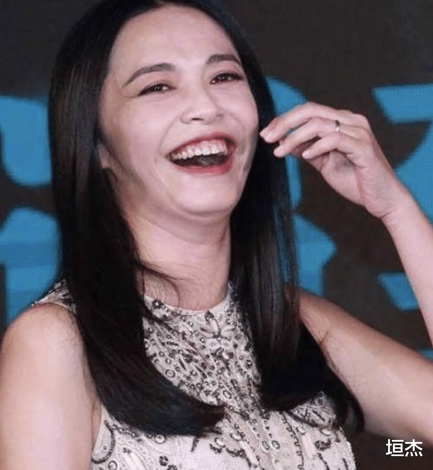 袁姗姗|一张嘴“毁”了一张脸,这7位女星告诉你,嘴巴能有多拖垮颜值