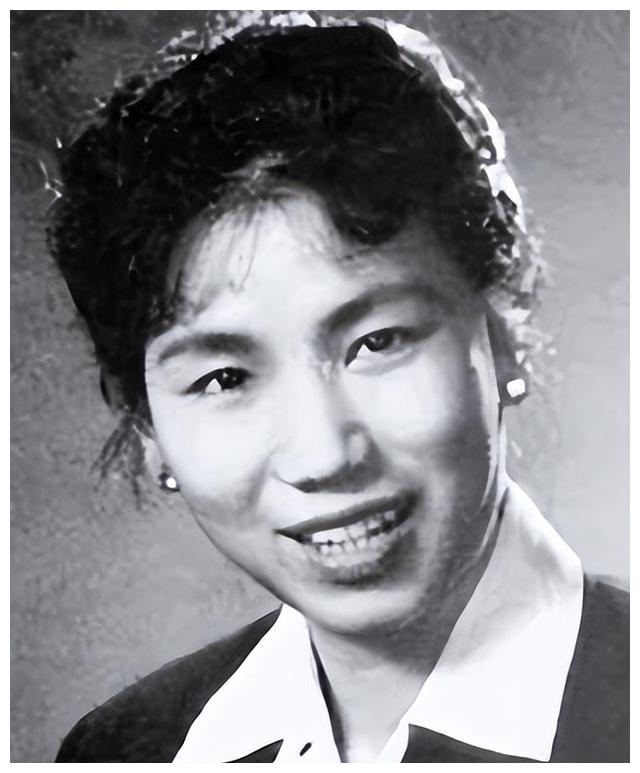 赵丽蓉|赵丽蓉:32岁守寡,4年后嫁小叔子丧夫丧女,她的一生比黄连还苦