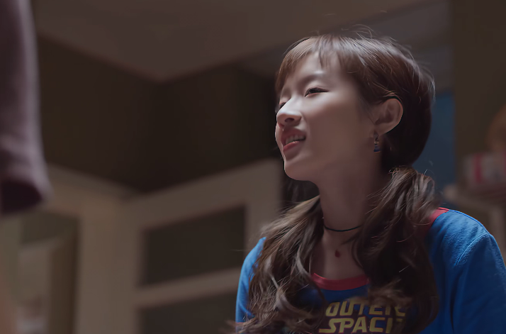 张慧雯|全程瞪眼,表情浮夸,《欢乐颂》女四号把“演技炸裂”玩出新花样