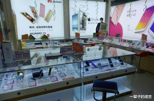 |网上购买的手机，和专卖店里卖的有区别吗？店老板：差距其实挺大
