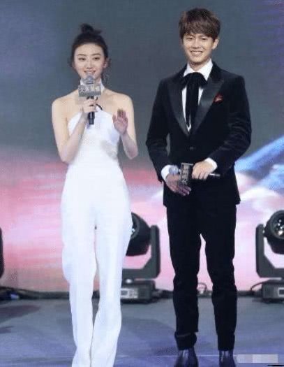 李宏烨|甄子丹不敢搂她，成龙不敢碰她，王思聪不敢撕她，却被他狠狠吻了