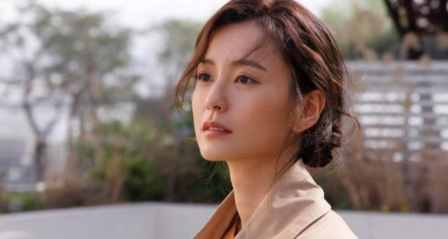 全职妈妈|“等孩子上学你就熬出头了”全职妈妈太难了