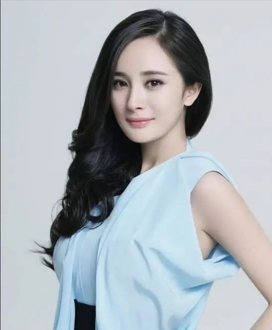 浓妆 脸上有这5个特征的女人，常被称为“精致脸”，浓妆素颜都好看