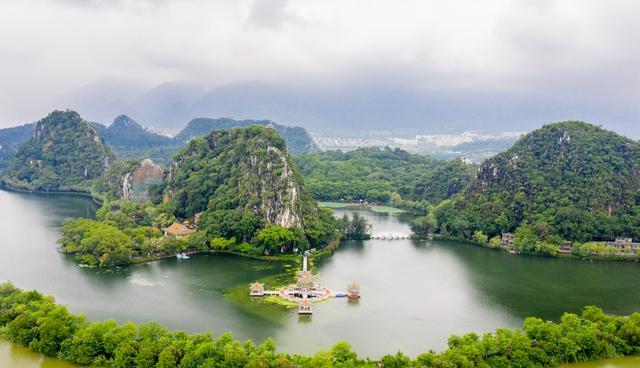 肇庆|肇庆市区有个“水墨画境”，景在城中不见城，有岭南第一奇观之称