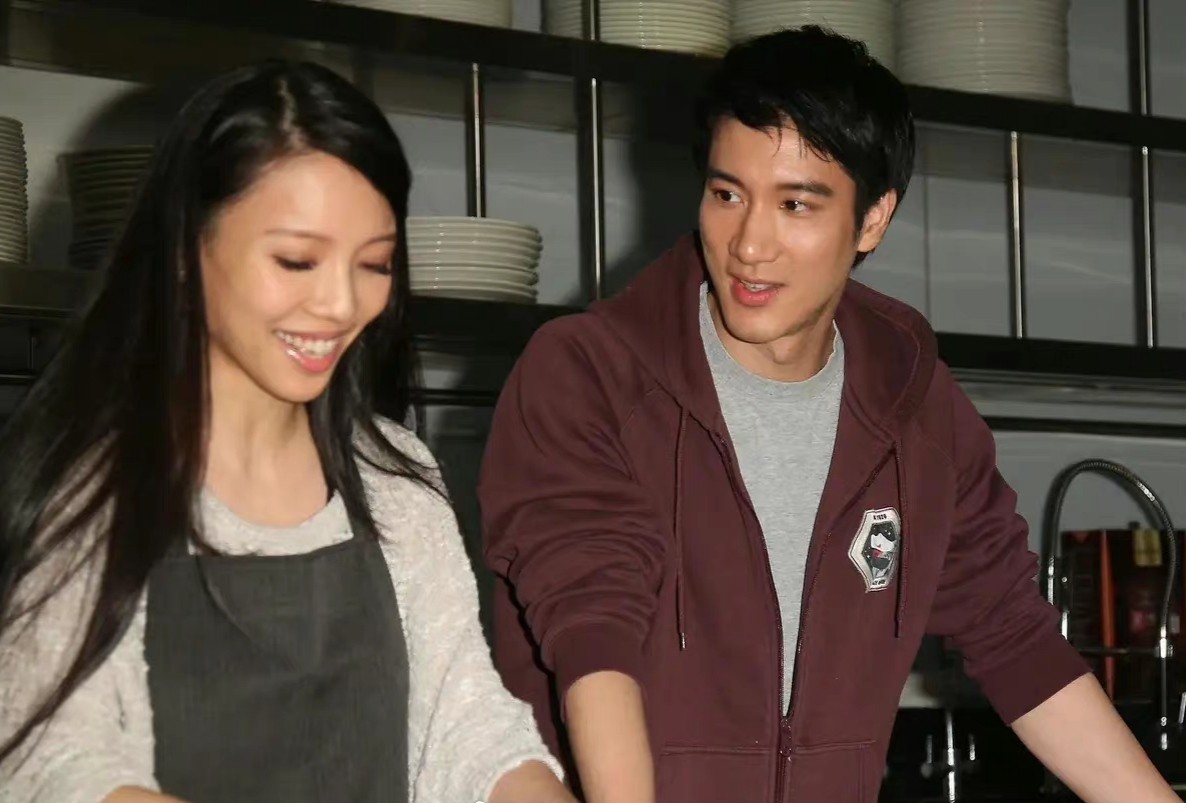 王力宏|台媒爆料王力宏带三男子回家,称不信任前妻,开始有很强的戒备心