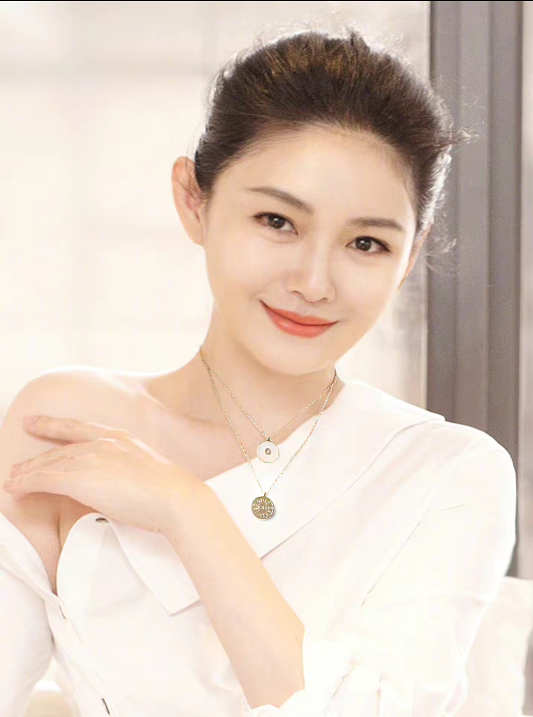 周洁琼|汪小菲大S离婚一年后互发声明，两位妈加入骂战，来龙去脉好有戏