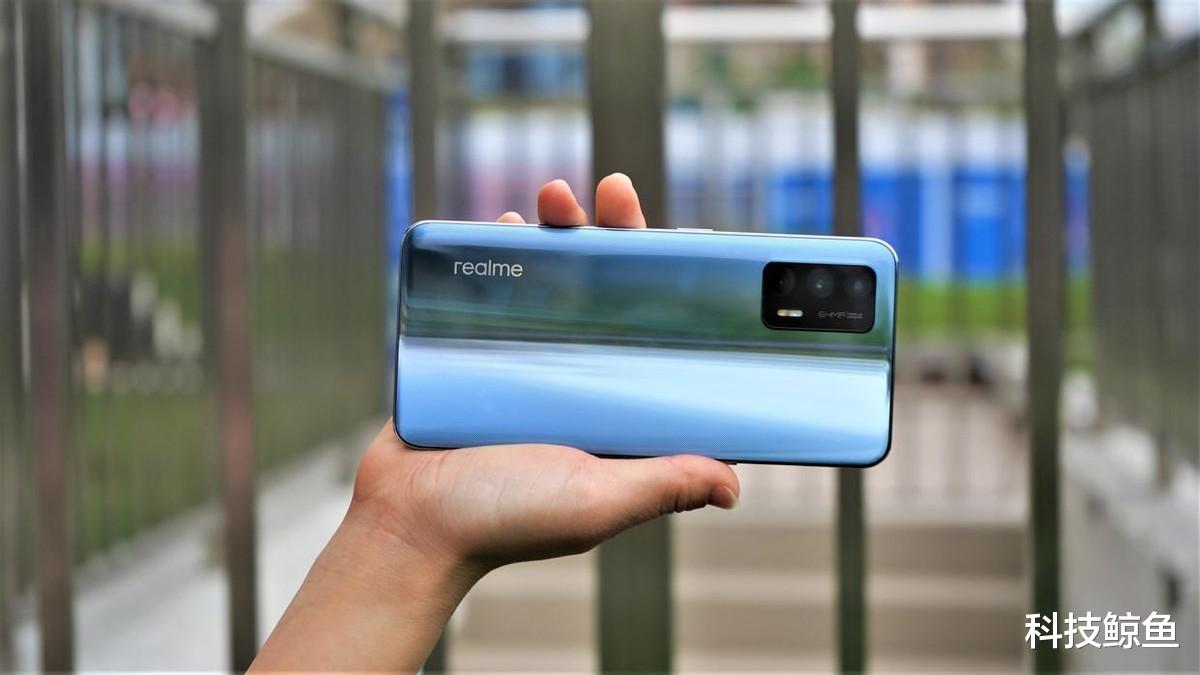 摩托罗拉|公认三款高性价比手机,最后一款直接是来扰乱市场的