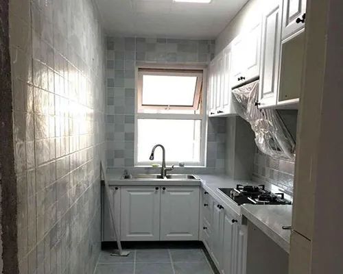 80平方新房装修花了半年，装修费用15万，家里柜子是最大的亮点！