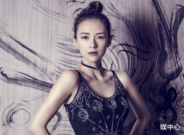章子怡|章子怡的素颜照曝光后,网友们看到照片,直呼这人是谁