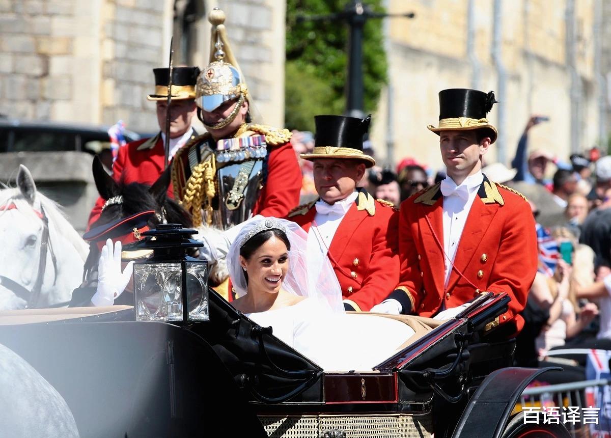 鲍尔|梅根曾向查尔斯三世讨要黄金马车，婚前被同事吐槽，“爱耍大牌”
