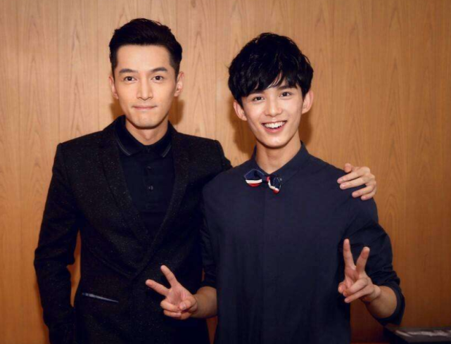 张馨予|?拒绝假骑马、假肌肉、假下水，22岁吴磊的出现，打了多少鲜肉的脸