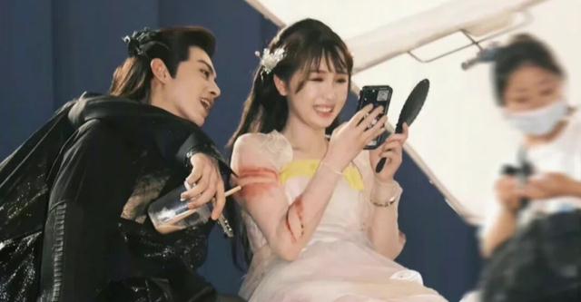 东方青苍|东方青苍凡间其它学得都慢,但一口一个“内人”叫得倒是挺顺口!