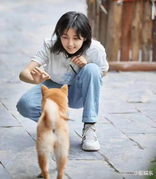 张子枫|谈个恋爱，张子枫就脏了？