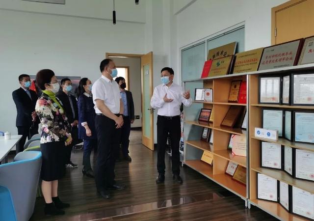 常州|常州市政协开展青年产业工人稳岗留常调研活动