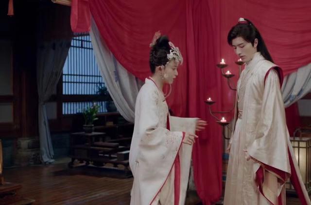 罗正|罗正的新作刚开播，就已经成为了飙升榜榜首，观众也都给出了好评