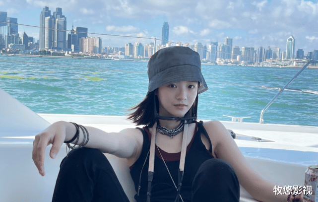 00后|新评00后四小花旦，别人家的闺女不仅成绩好并且很漂亮