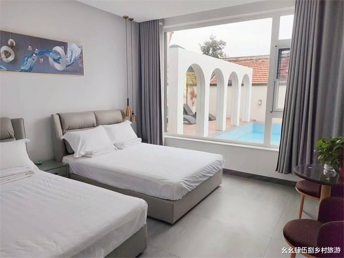 |北京平谷金海湖半山渡民宿,不出京实现海岛梦,湖景房的马尔代夫