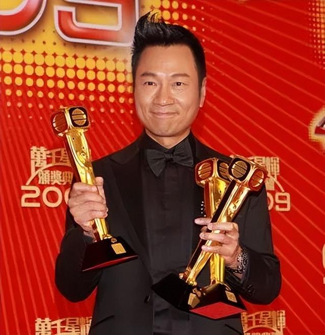 TVB|明明长得不帅,却越看越顺眼,8位“丑帅”男星