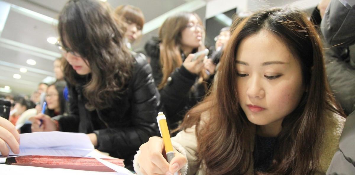 许多|校园出现“潜规则”，许多学生被蒙蔽，最终入坑的还是自己！