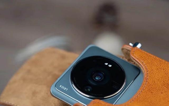 小米科技|小米12SUltra取代华为Mate40Pro成主力机,不吹不黑,优缺点明显