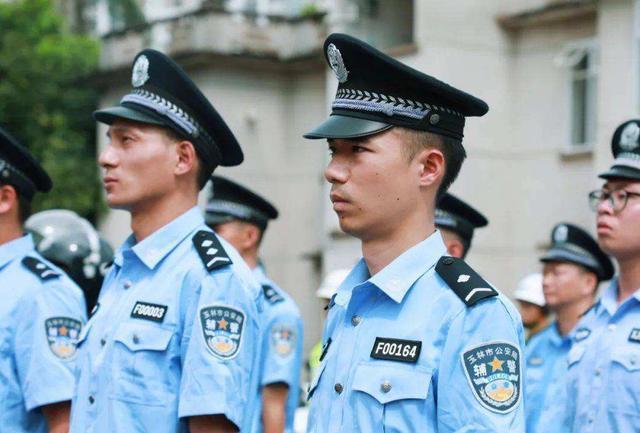 辅警|公安局面向社会招聘辅警,年薪高达15万,有机会成为“编内人员”