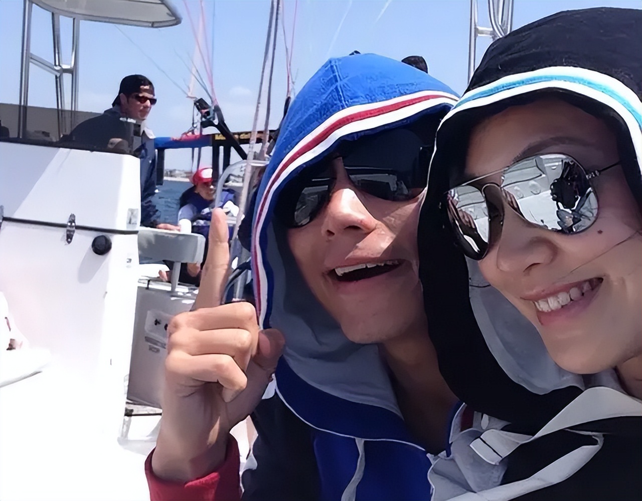 罗乐林|十年情断！罗乐林幼女与二婚老公宣布离婚，否认男方在内地已安家