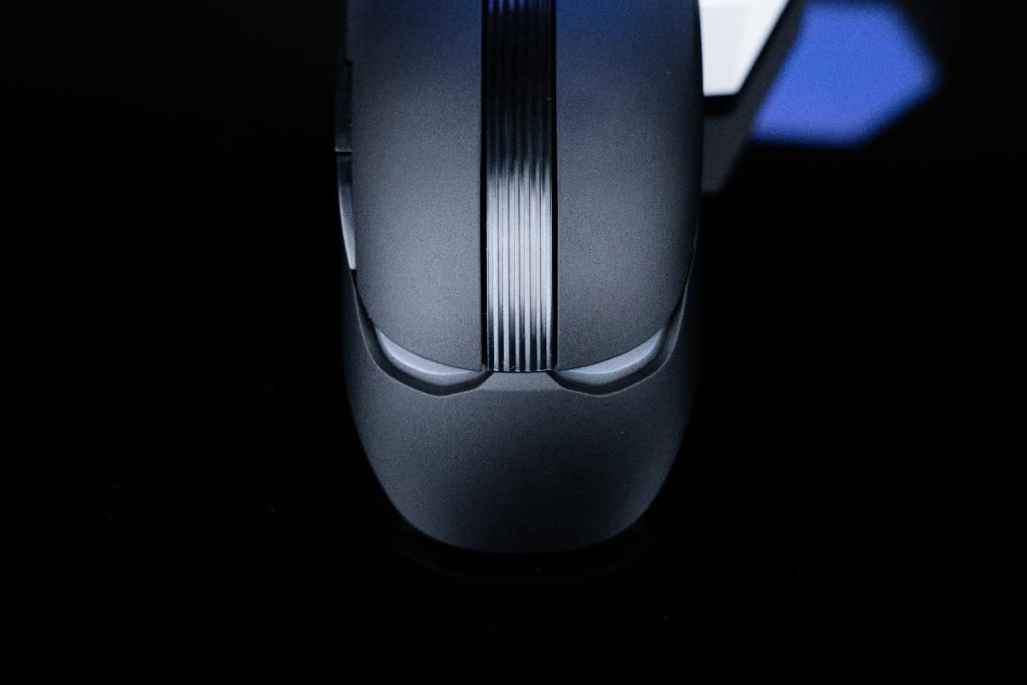 鼠标|DPI高达19000？最强电竞鼠标贱驴RS3上手体验