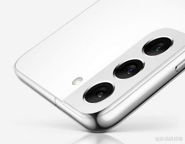 iOS|机皇的妥协是必然!6.1英寸屏+全新一代骁龙8,价格挺良心!