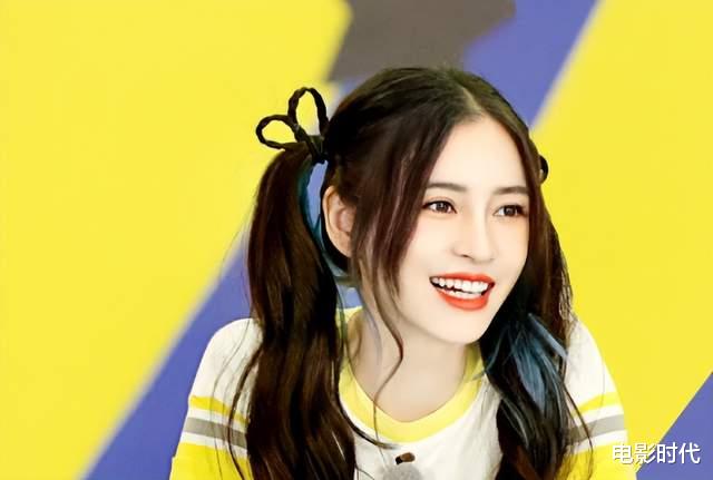 Angelababy|Baby在校园录新节目，穿学生装超清纯，和男演员大玩壁咚！