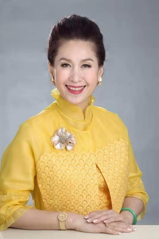 王玉环|中韩混血王玉环:与午马相恋15年拍26部电影,如今转行购豪宅夫妻恩爱