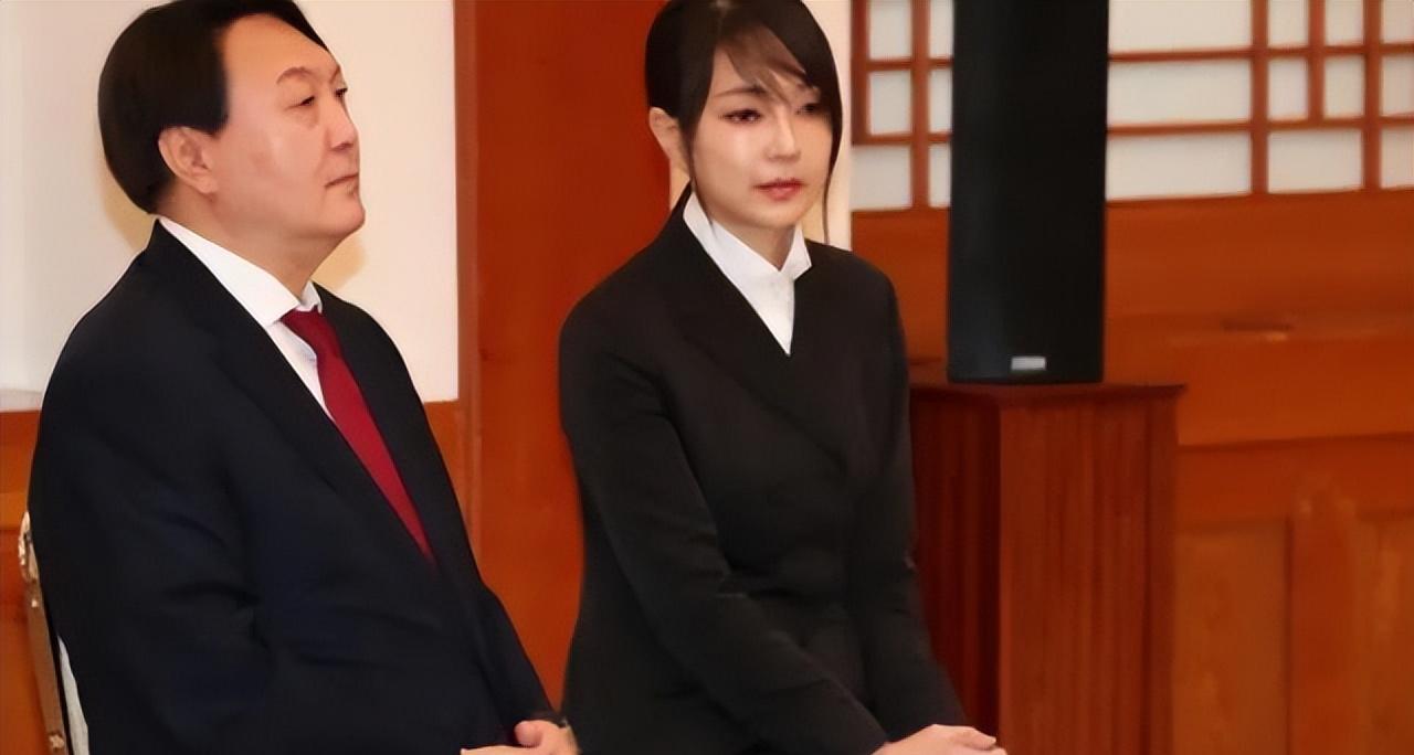 韩国第一美女,新总统夫人,还做过“服务员”?