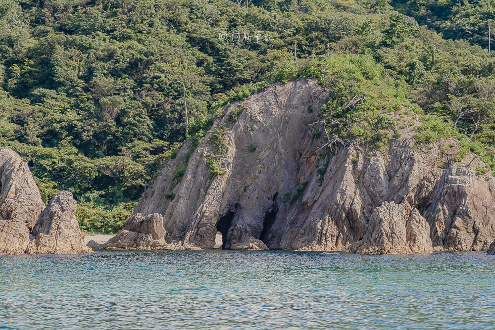 马鞭草|浦富海岸日本鸟取美景，散落日本海的嶙峋怪石，搭船驶入不受骚扰的奇景！