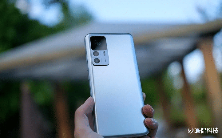 红米手机|红米K60Ultra堆猛料,全面屏+IMX989大底,格局被打开了