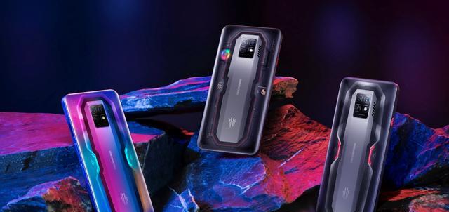 黑鲨4|两大游戏旗舰对垒,黑鲨4SProVS红魔7Pro谁更胜一筹?