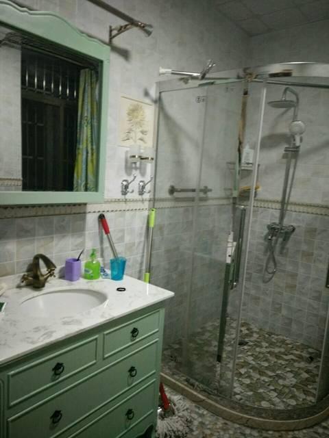 邋遢老婆加上一个懒人老妈，半年不到新家乱成狗窝，这还能住吗？