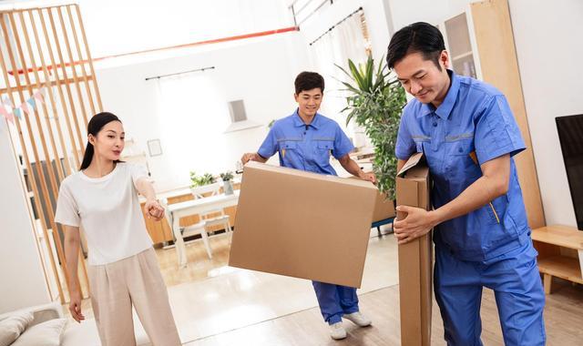 师父|新任领导一来就让员工调换办公室，为啥？职场老人：大智慧！