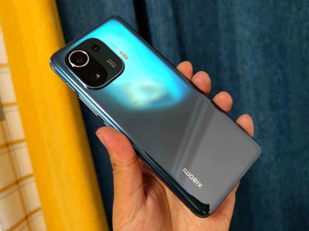 小米科技|5000万+IP68防水，顶配旗舰发布不到一年下跌2200元，仅3499元