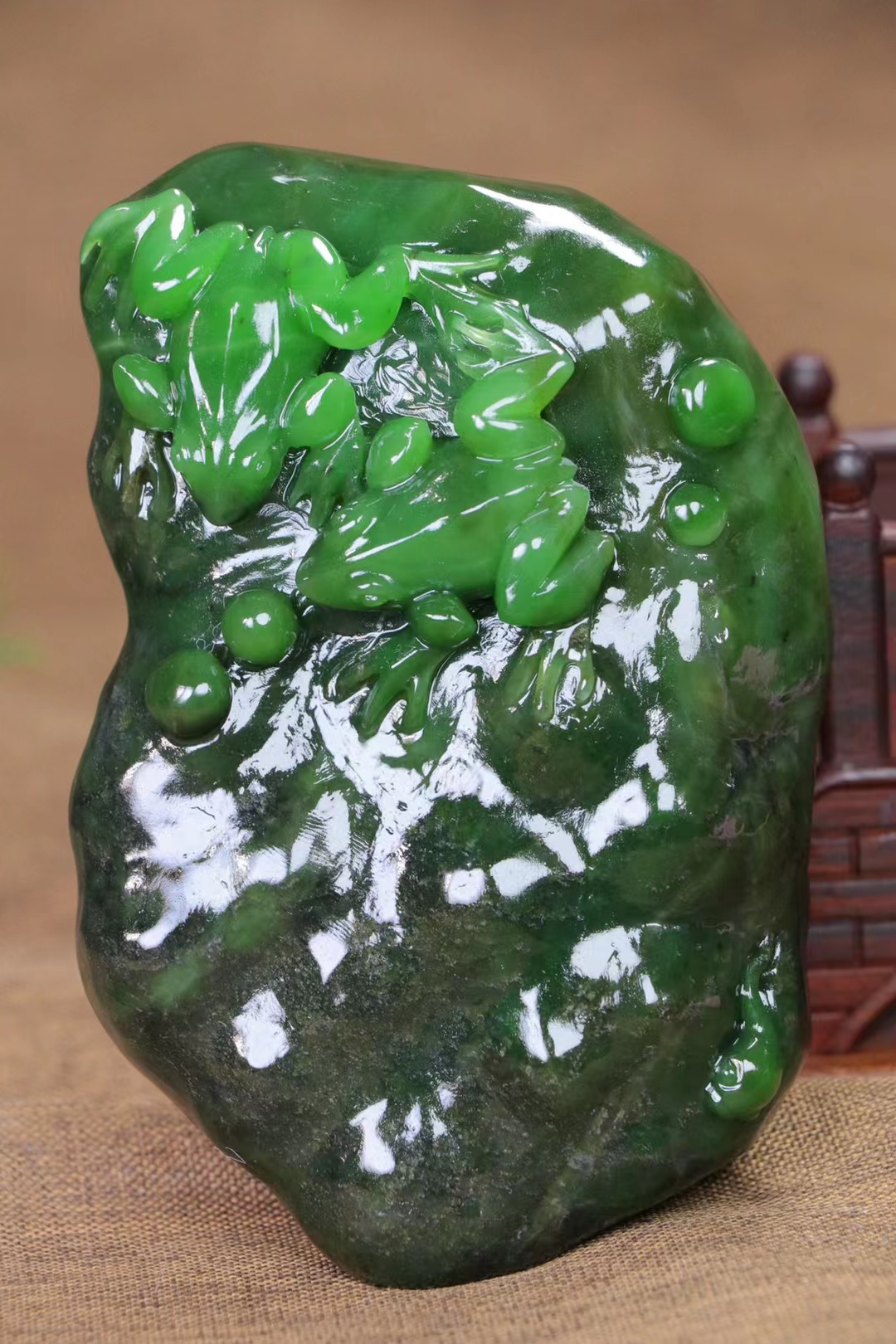 翡翠|你理解的和田玉意境山水是什么样的