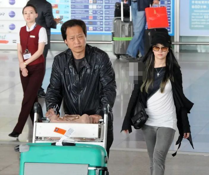 刘亦菲|刘亦菲又惹争议,15岁上大学遭质疑,电影学院评论区被沦陷