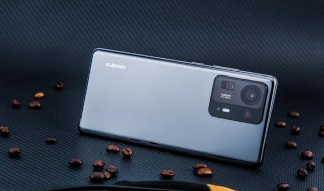 OPPO|2022年3月买手机，选择“新旗舰”还是“老旗舰”，过来人有话说