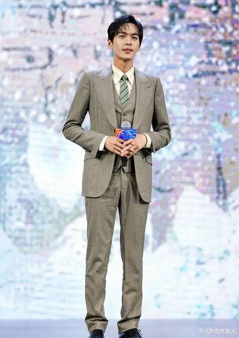 郑秀文|明星暴瘦后成“灾难”，男星病态十足，女星瘦骨嶙峋，太吓人